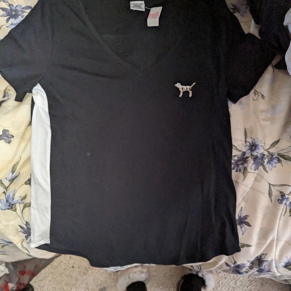 Pink T-shirt with silver sequined dog on the back - Picture 3 of 3